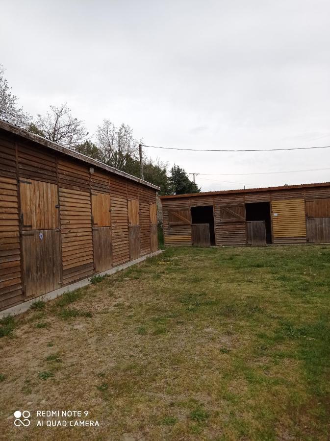 Casa de Férias Ferme De Fenivou *